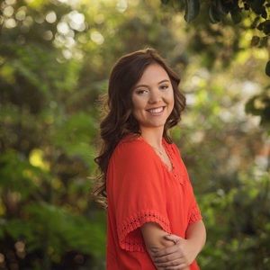 Meet your Posher, Alexis